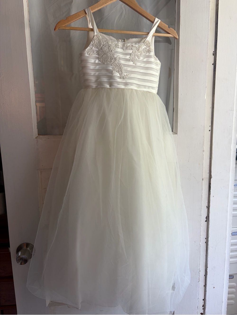 Girls Ivory Tulle Full Length Dress Embroidered Bodice Flower Girl Communion - Picture 6 of 8